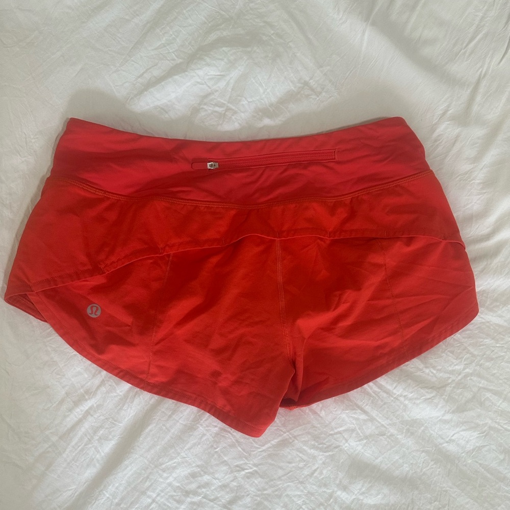 Lululemon Speed Up 2.5 shorts